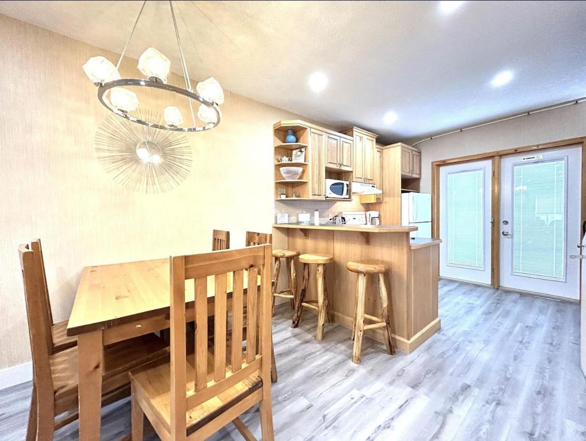 Banff Wood Lodge كانمور المظهر الخارجي الصورة